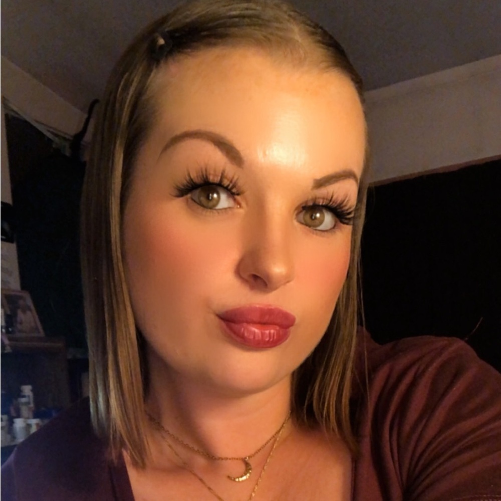 Meet your Posher, Jenna